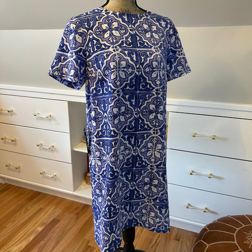 Beautiful tunic blue short sleeve print dress by The Limited Size M